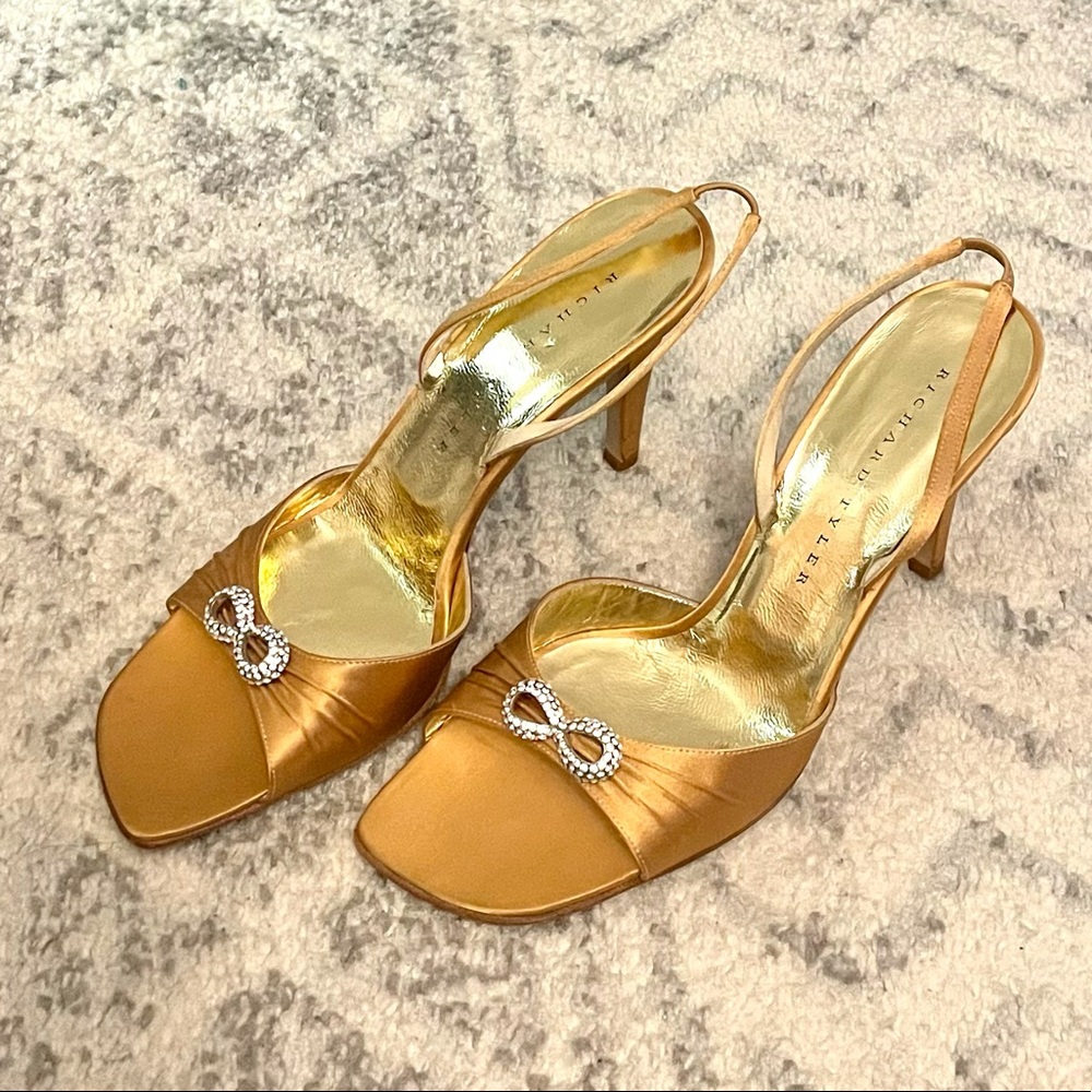 Richard Tyler Satin Slingbacks Size 9 1/2